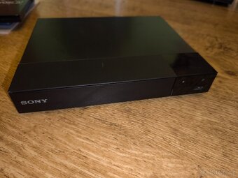Blu Ray Sony BDP-S1700 + kolekce Jurský park,čti popis - 3