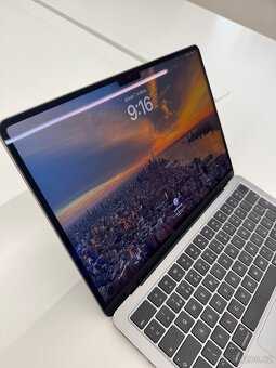 Macbook Air M3 256gb 8gb RAM Space Grey - 3