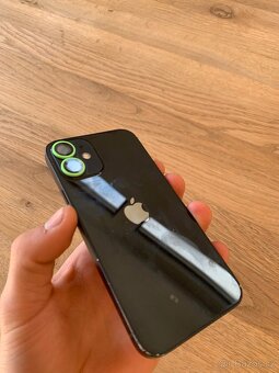 Apple iPhone 12 mini 64gb- baterie 76% - 3