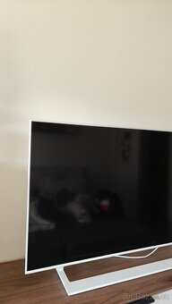 LED TV 43" Samsung UE43AU9082 - 3