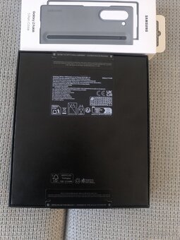Úplně nový nerozbaleni Samsung Galaxy Fold 6 256Gb - 3