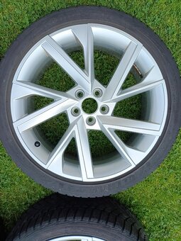 ALU originál sada škoda Vega r18 5x100 (Scala,Kamiq) - 3