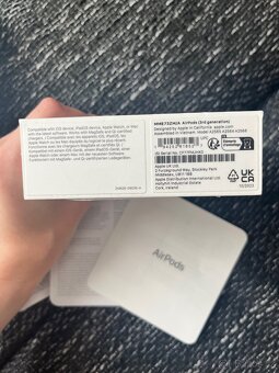 AirPods 2021 s bezdrátově nabíjecím pouzdrem - 3