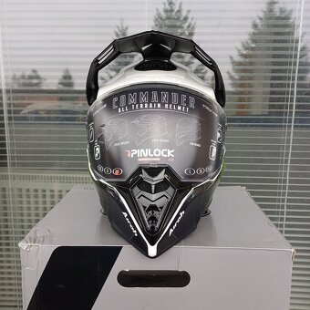 Enduro moto přilba Airoh COMMANDER - 3