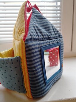 HRAČKY PRO NEJMENŠÍ TEXTILNÍ - DOMEČEK, ZNAČKA HABA - 3