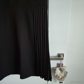 NOVÉ - Černé šaty ORSAY 40 - 3