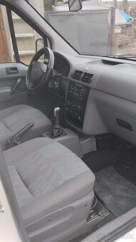 Ford transit connect - 3