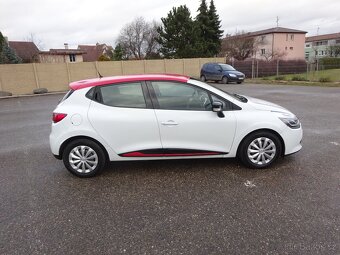 Renault Clio 1.2i Combi r.v.2014(54 kw)stk:11/2027 - 3