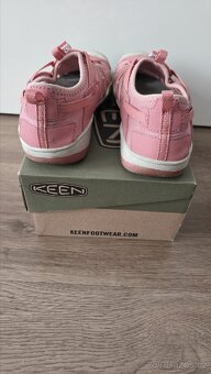 Dívčí sandálky Keen Moxie vel. 35 - 3