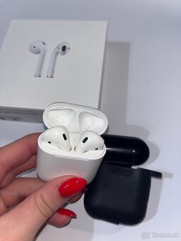 Apple AirPods - 3