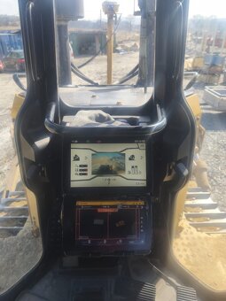 CAT D6XE - 3