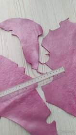 6. zbytky kůže-perleť.růžová - 3