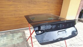 Škoda Octavia IV 4 zadní dveře - 3