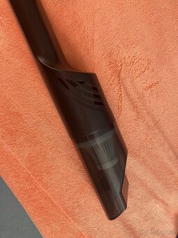 Vysavač do auta - 3