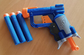 Pistole Nerf, vesta a světlo Nerf - 3