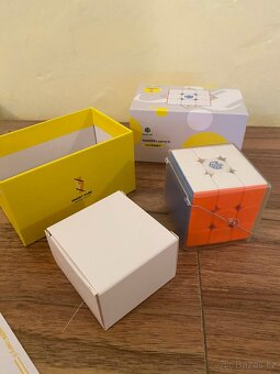 Chytrá magnetická kostka 3×3×3 GAN 356i Carry S - 3