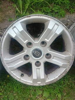Prodám alu kola Kia Sorento - 3