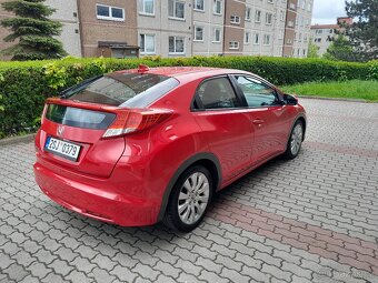 Honda Civic 2,2i-DTEC 110KW Sport - 3