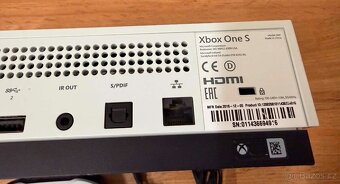 Xbox One S 1TB +1x OVL+1x HRA - 3