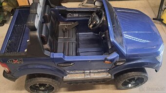 Elektricke auto Ford 4x4 - 3