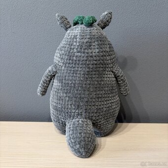 Háčkovaný Totoro - 3