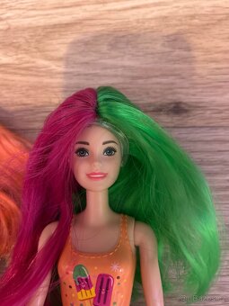Barbie color reveal - 3