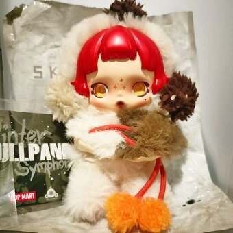 č.2  ORIGINÁL POP MART SKULLPANDA plyšová panenka - 3