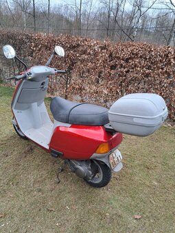 prodám skútr Piagio 50ccm - 3