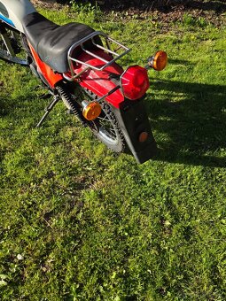 Suzuki TS 125 1980 - 3