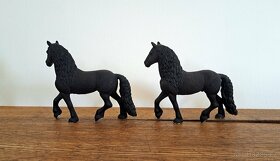 Schleich koně - skupina Fríských koní - 3