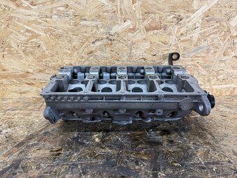 HLAVA MOTORU 1.9 TDI / 2.0 TDI 038103373R - 3
