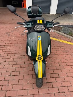 Vespa Sprint 150 Racing Sixties 2021 - 3