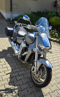 Suzuki Intruder M 1800 R - 3