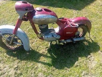 Jawa 250/353 - 3