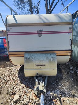 Karavan na pevne stani Tabbert 571 - 3