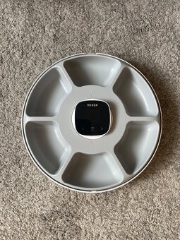 Automatické krmítko pro psy/kočky TESLA - 3