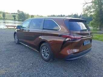 Toyota Sienna XLE 2,5hybrid AWD 2021 nový model - 3