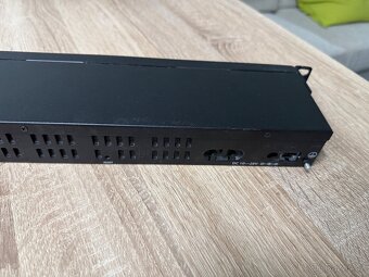 MikroTik RB3011UiAS‑RM - 3