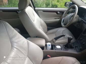 Volvo V70 - 3