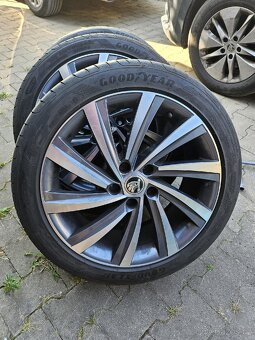 Kola škoda octavia perseus r18 5x112 et48 - 3
