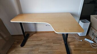 Ikea Bekant rohovy stul - 3