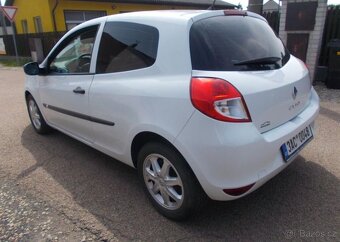 Renault Clio 1,5 DCI kou nové v ČR,nová STK nafta manuál - 3