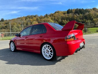 Mitsubishi Lancer evo IX - 3