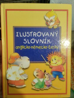 Knihy, beletrie, encyklopedie - 3