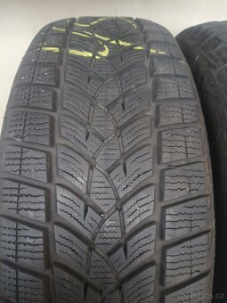 2xzimní pneu 215/65/17.Goodyear. - 3