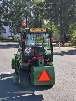 John Deere 1026R – čelní nakladač + sekačka, 95 mth - 3