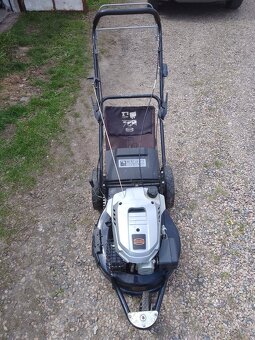 Sekacka Limited edition s pojezdem - 3