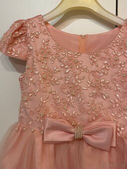 Sváteční šaty vel. 134 - 3