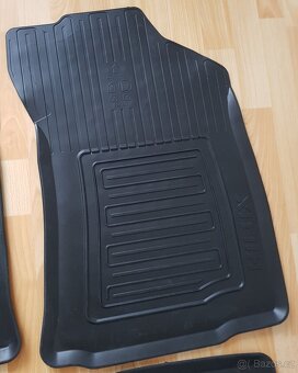 Koberce Toyota Hilux - 3