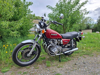 Suzuki GS550T - 3